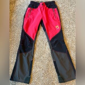 Women’s Size 6 Karpos Athletic Pants